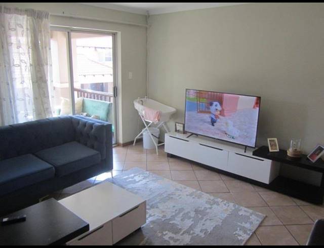 2 BEDROOM APARTMENT FOR SALE IN VAN DYK PARK